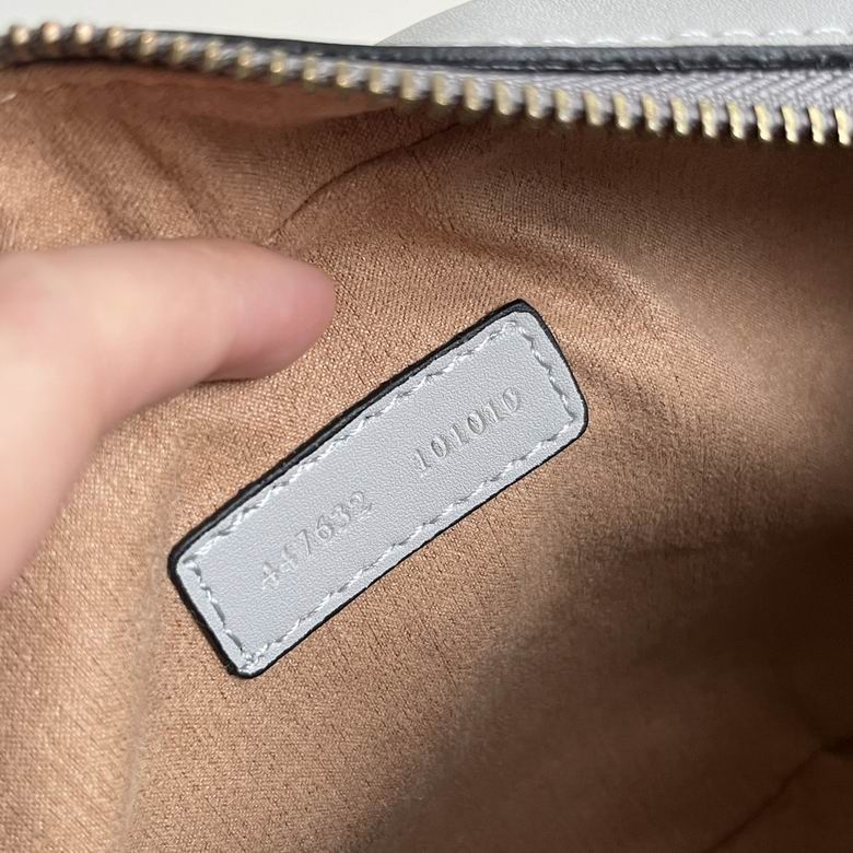 447632 24X13X7cm DF 8色 45