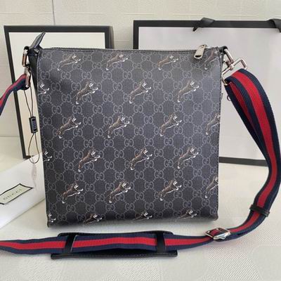 474137 27X28.5X5CM DF (20)