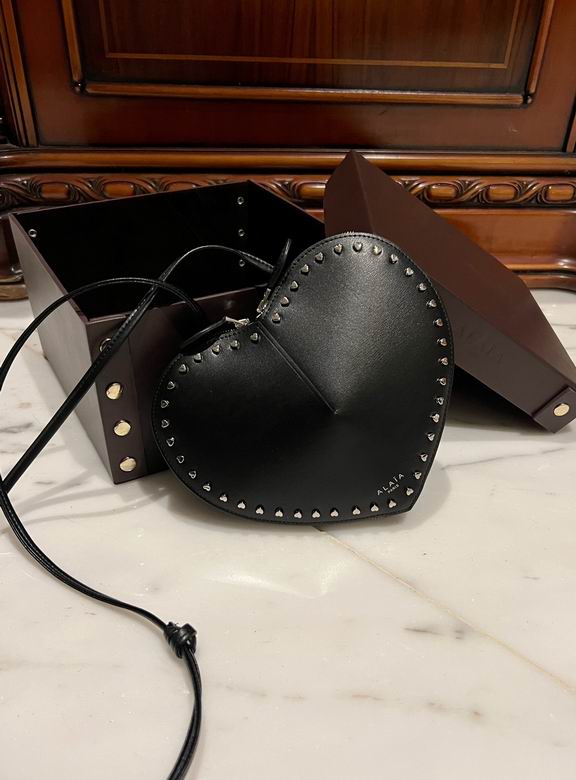 5527 16.5X17.5X8cm HX 2