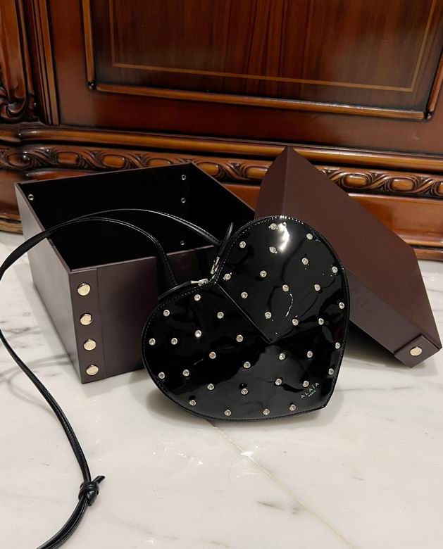 5527 16.5X17.5X8cm HX 37