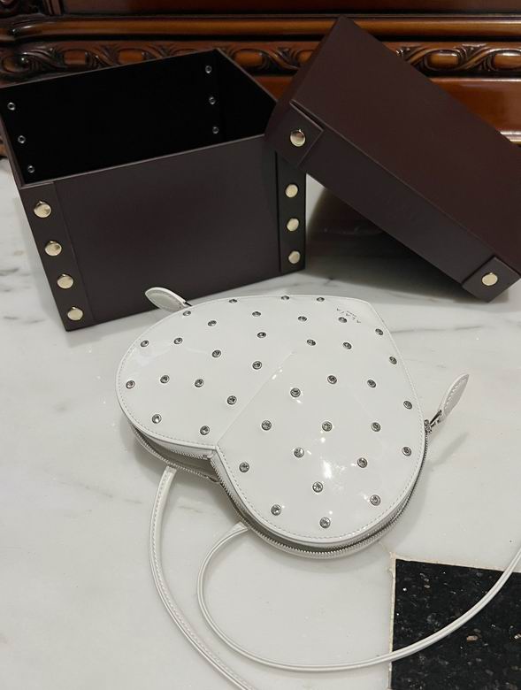 5527 16.5X17.5X8cm HX 52