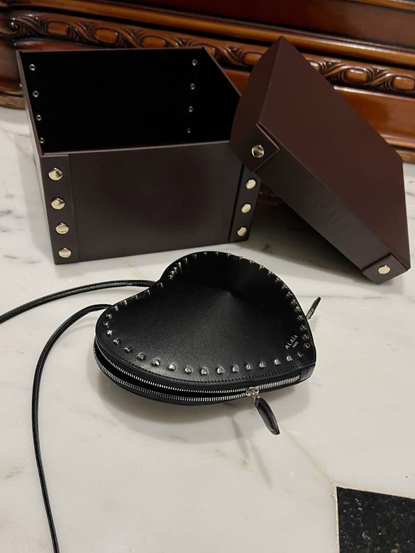 5527 16.5X17.5X8cm HX 5