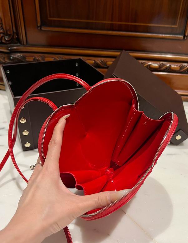 5527 16.5X17.5X8cm HX 62