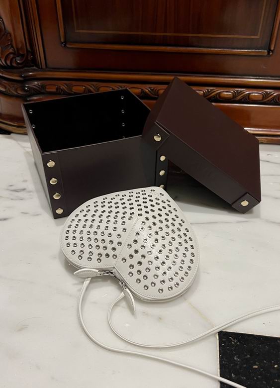 5527 16.5X17.5X8cm HX 75