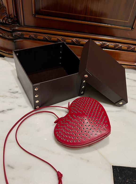 5527 16.5X17.5X8cm HX 84