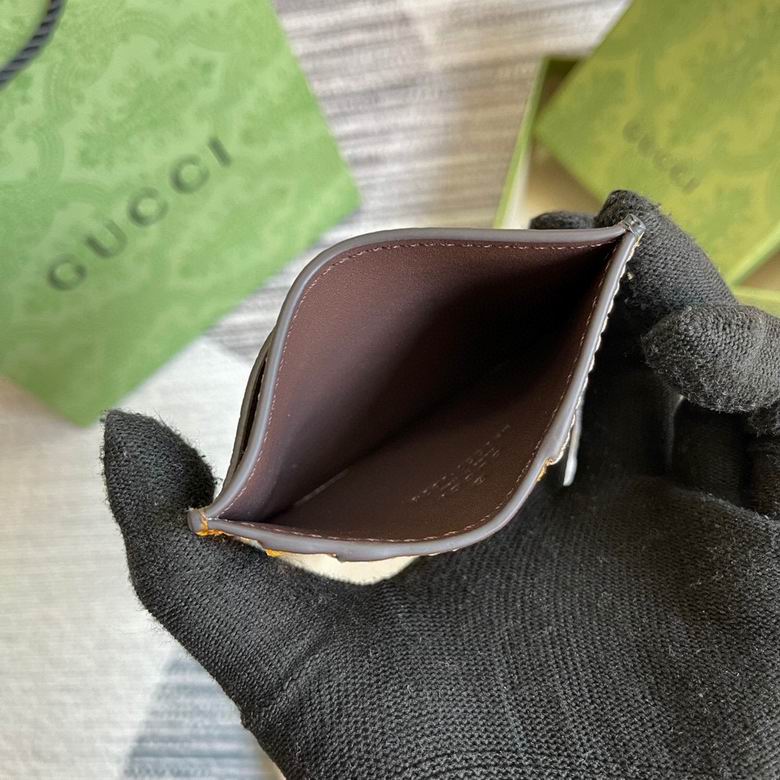 597557 10X7cm MP (8)