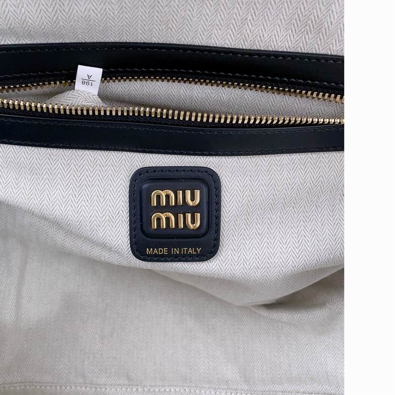 5BB117 34X23X12cm SF 2色 8