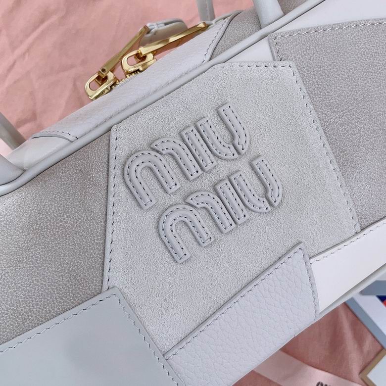 5BB147 28X12X9cm SF 4