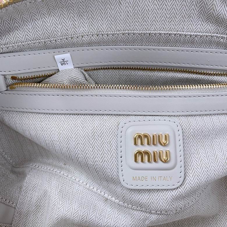 5BB147 28X12X9cm SF 7