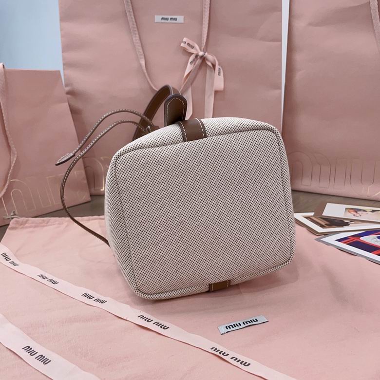 5BE090 16X22.5X14cm SF 4