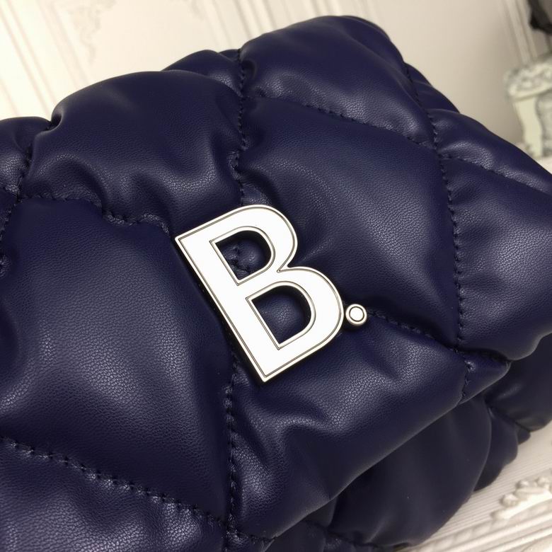 619450 25X8X16cm XMY 3色 12