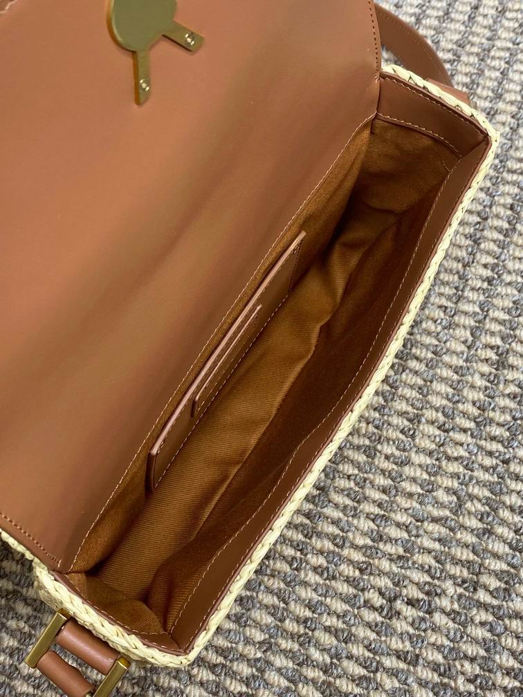 634305 23X16X6cm MT 8