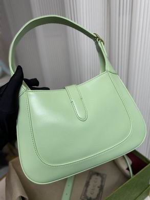 636709 27.5X19X4cm DF (3)