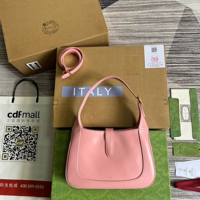 636709 28X19X4.5cm MP 7 (2)