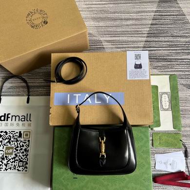 637091 19X13X3cm MP 1 (1)