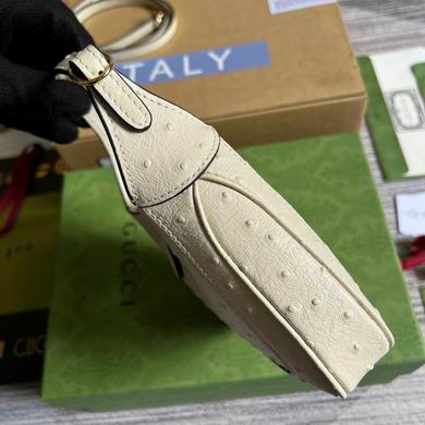 637091 19X13X3cm MP 5 (12)