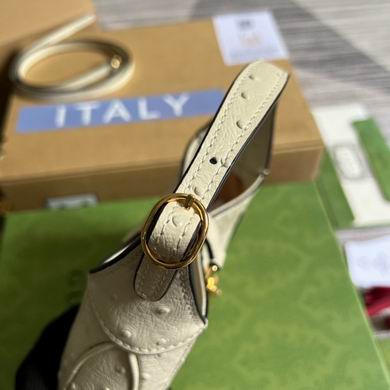 637091 19X13X3cm MP 5 (17)