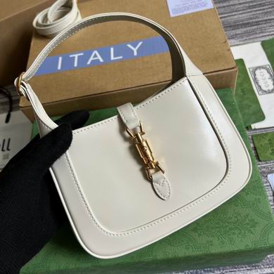 637091 19X13X3cm MP 5 (4)