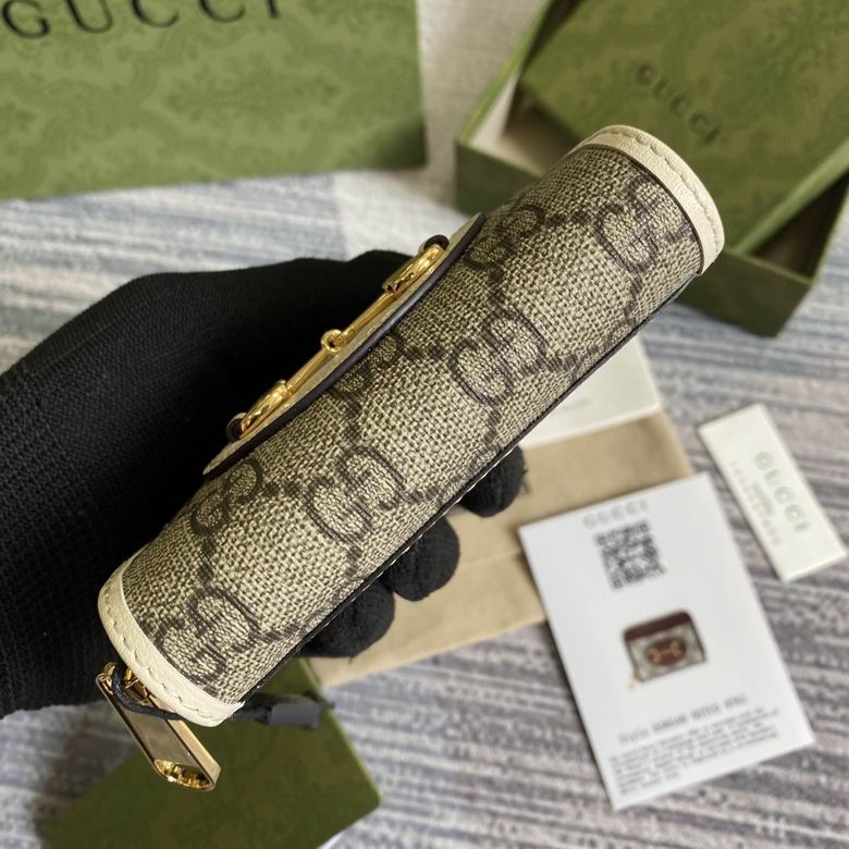 658549 11.5X8.5X3cm MP 5