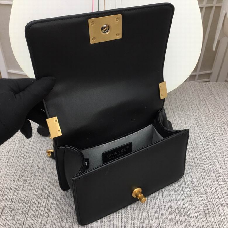 67085 20X12X7.5cm XMY 32色 142