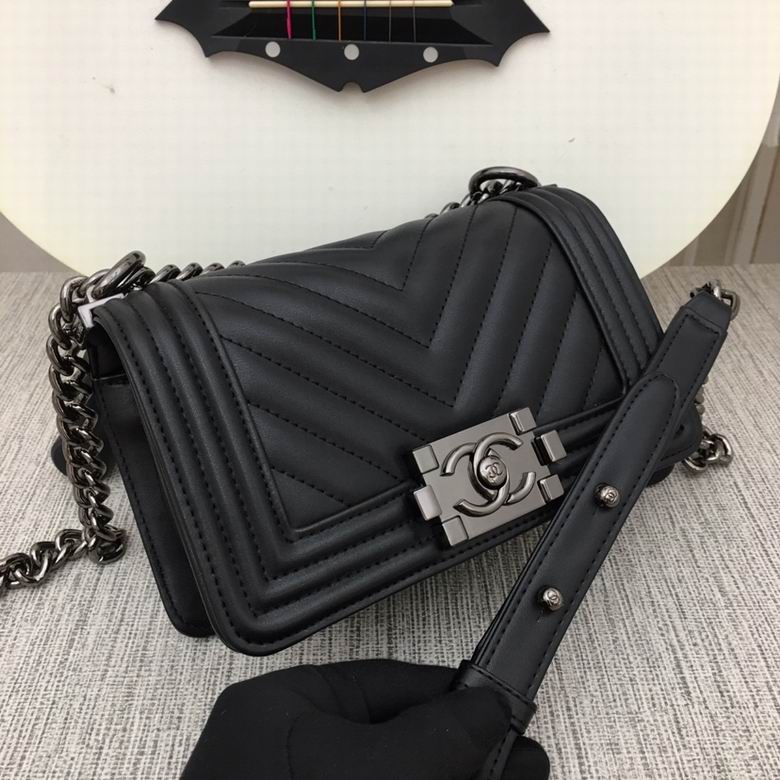 67085 20X12X7.5cm XMY 32色 147