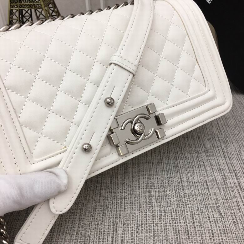 67086 25X15X7.5cm XMY 24色 147