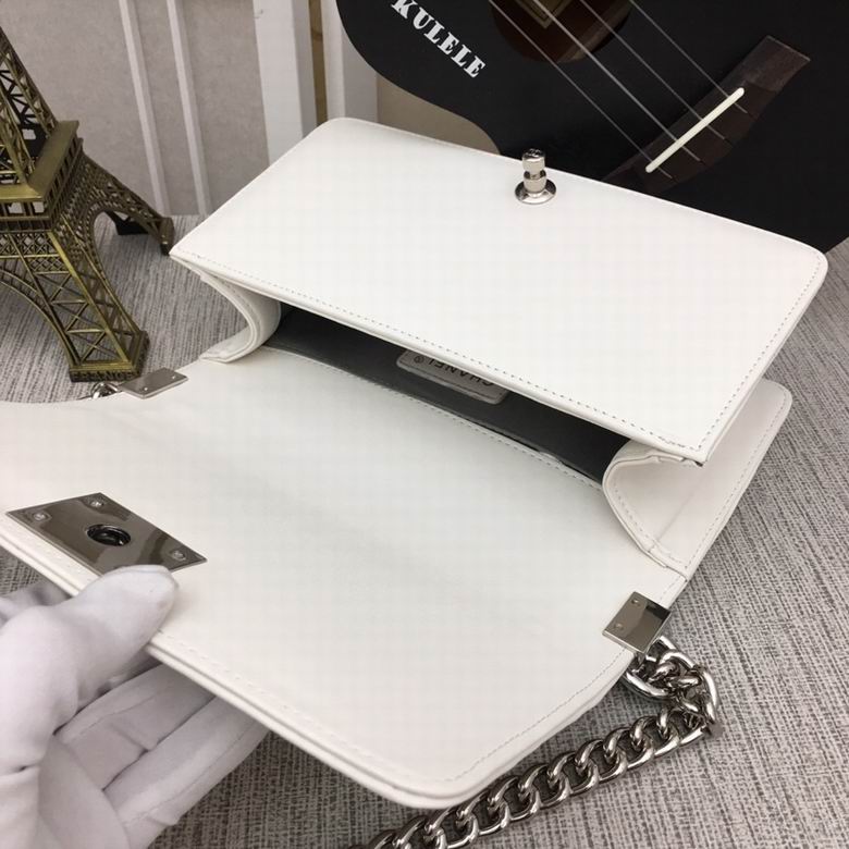 67086 25X15X7.5cm XMY 24色 151