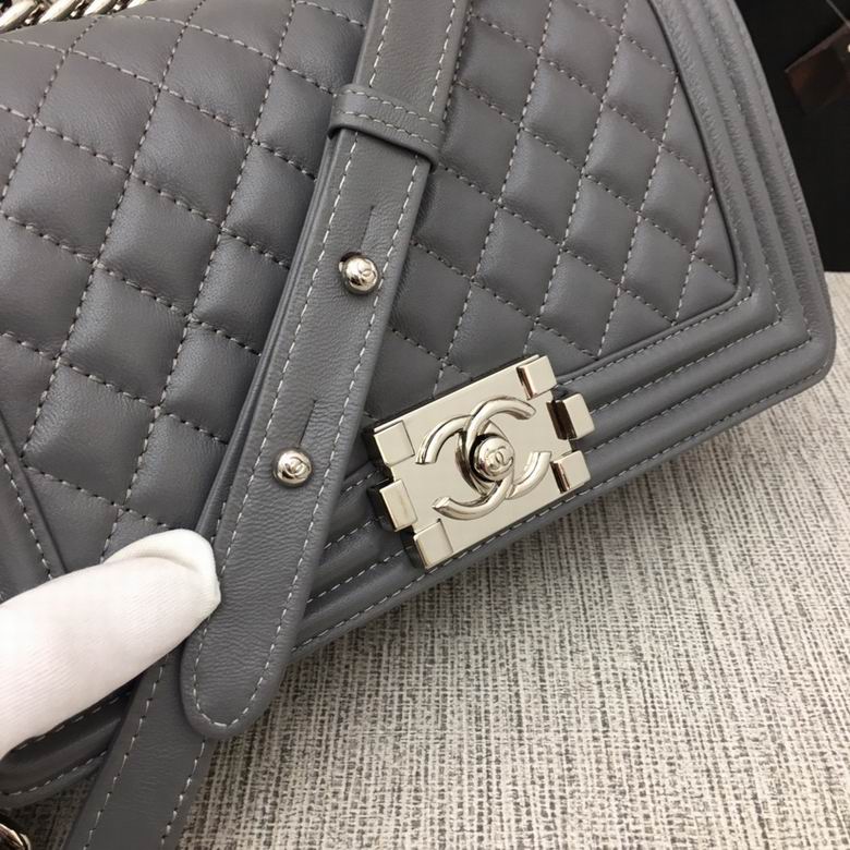 67086 25X15X7.5cm XMY 24色 156