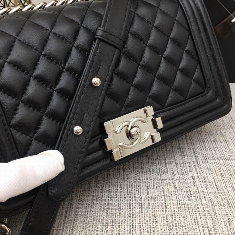 67086 25X15X7.5cm XMY 24色 210