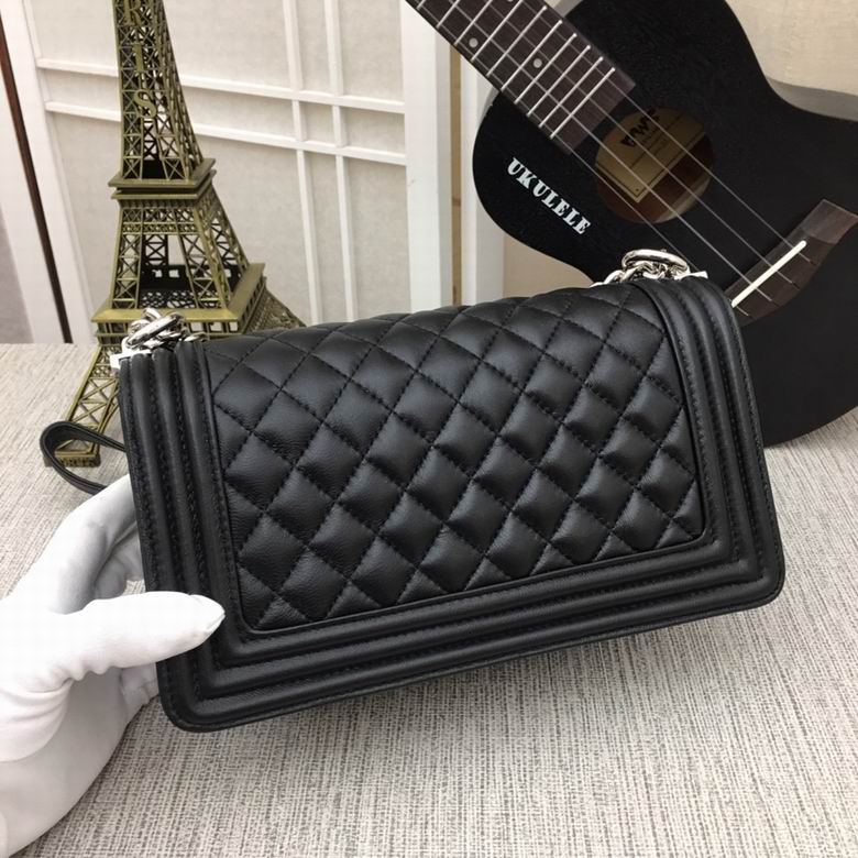 67086 25X15X7.5cm XMY 24色 213