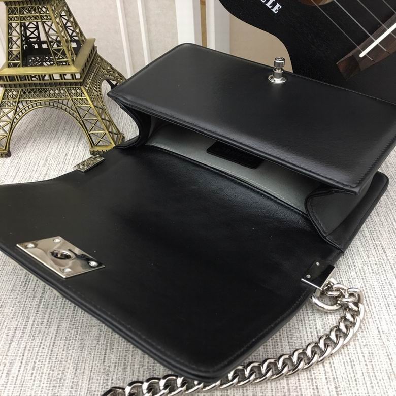 67086 25X15X7.5cm XMY 24色 214