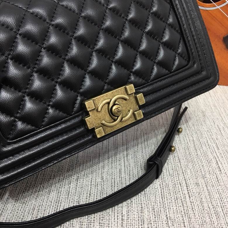 67086 25X15X7.5cm XMY 24色 66