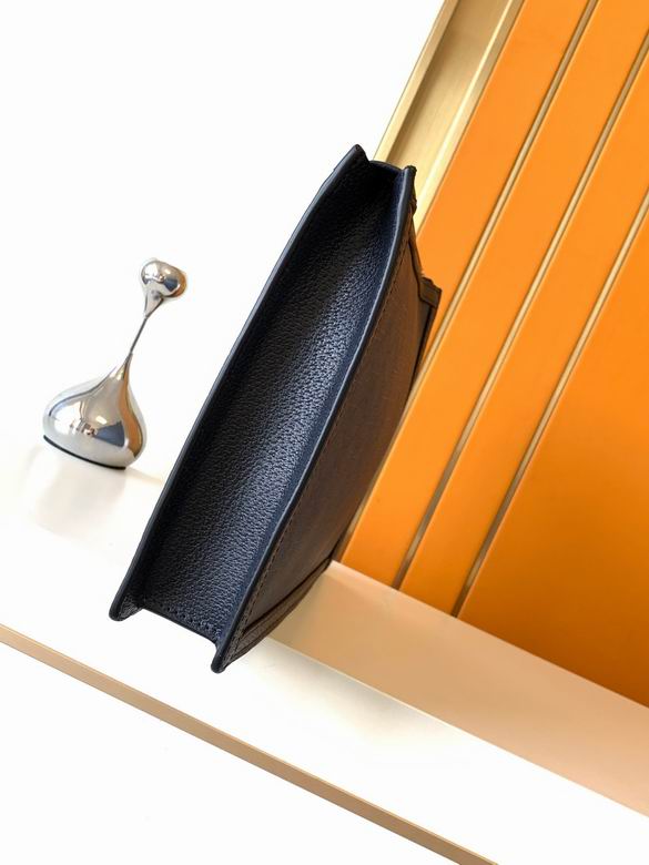 674078 28X21X5cm WP 1