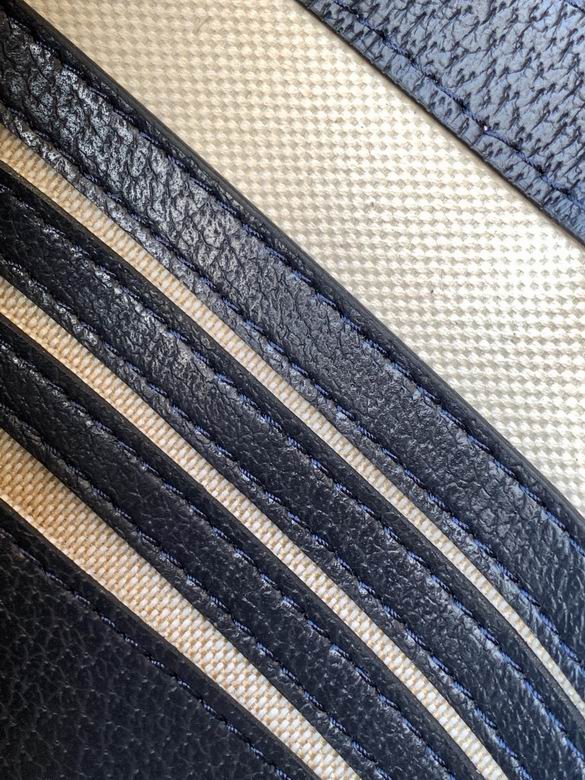 674078 28X21X5cm WP 7