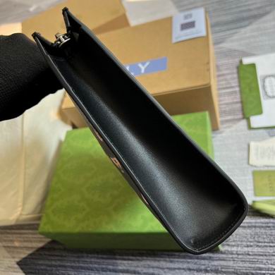 674873 26X20X6cm MP (3)