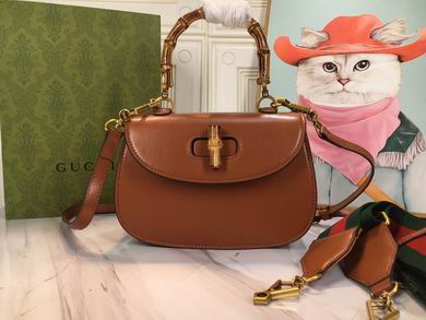 675797 21X15X7cm DF (27)