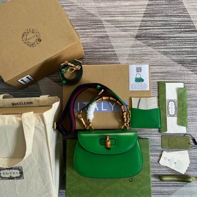 675797 21X15X7cm MP 11 (1)