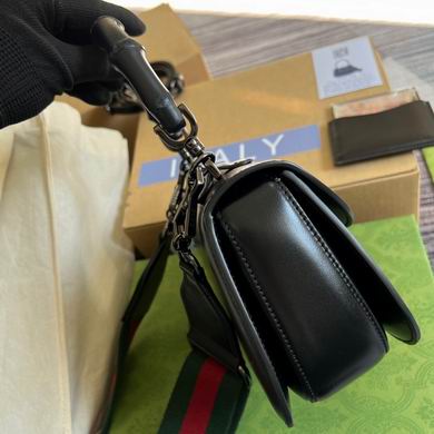 675797 21X15X7cm MP 13 (3)