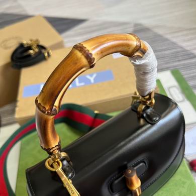 675797 21X15X7cm MP 4 (8)