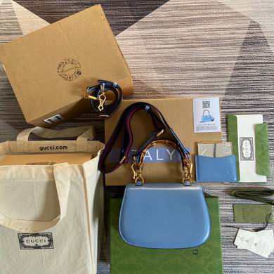 675797 21X15X7cm MP 6 (2)