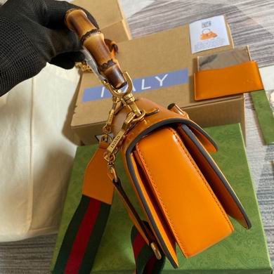 675797 21X15X7cm MP 7 (3)