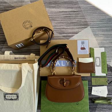 675797 21X15X7cm MP 8 (1)