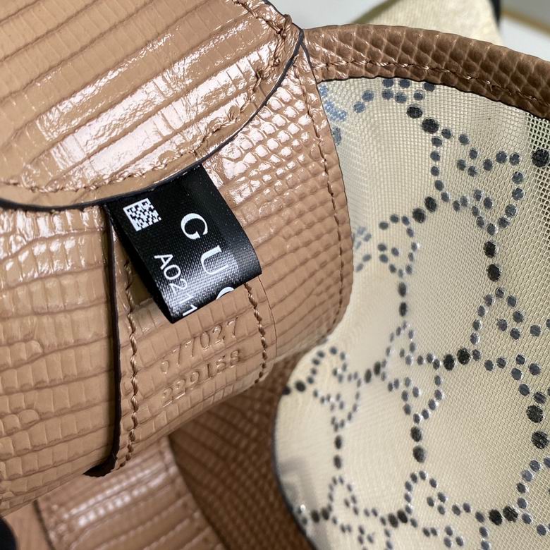 677027 19X13X3cm DF (9)