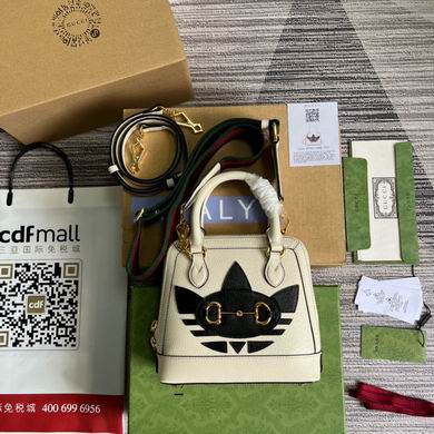 677212 20X19.5X7.5cm MP (37)