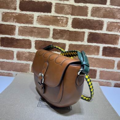 679540 25X19X8cm DF (2)