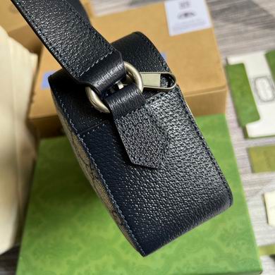 681064 21X14X7cm MP (3)