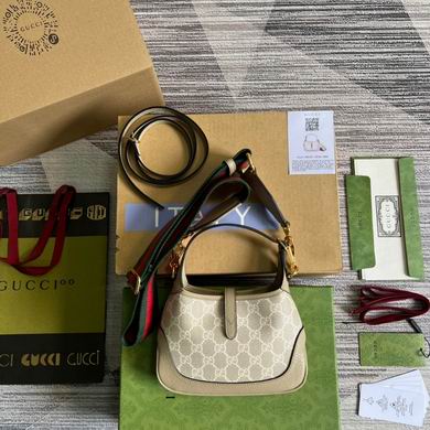 685127 19X13X3cm MP (2)