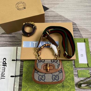 686864 17X12X7.5cm MP (1)