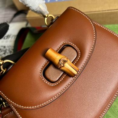 686864 17X12X7.5cm MP 1 (5)