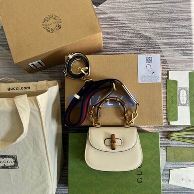 686864 17X12X7.5cm MP 10 (1)